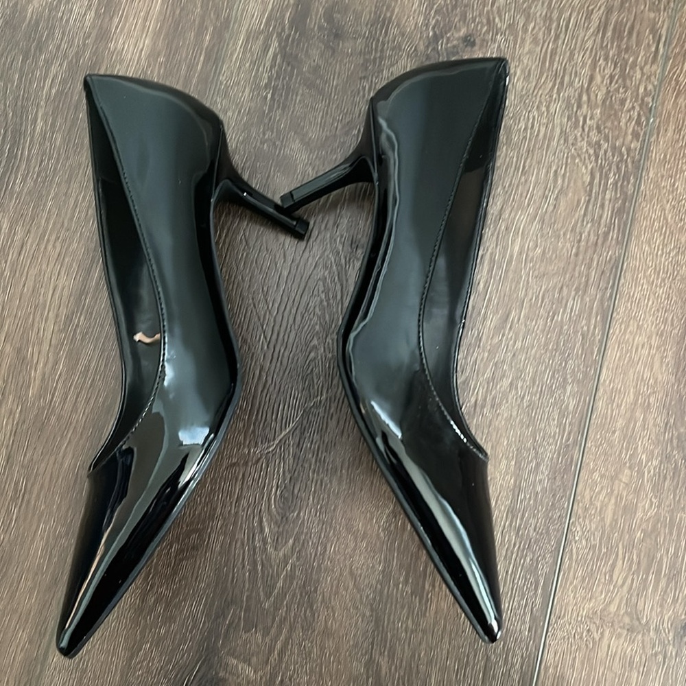 Marc Fisher Pump Size 7.5 - Picture 7 of 8